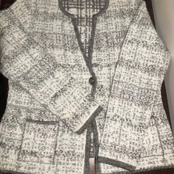 OLSEN Wool blend knitted Jacket/Cardigan,  size M, Excellent condition - Picture 4 of 7